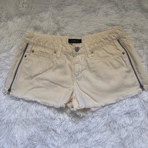 Bebe Pale Yellow Cream Color Sexy  Shorts Sz 26
